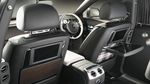 Taburan Berlian Pada Mobil Rolls-Royce