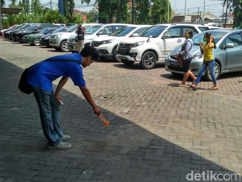  Anak  Berusia 2  Tahun  Tewas Terlindas Mobil di Area Parkir Mal