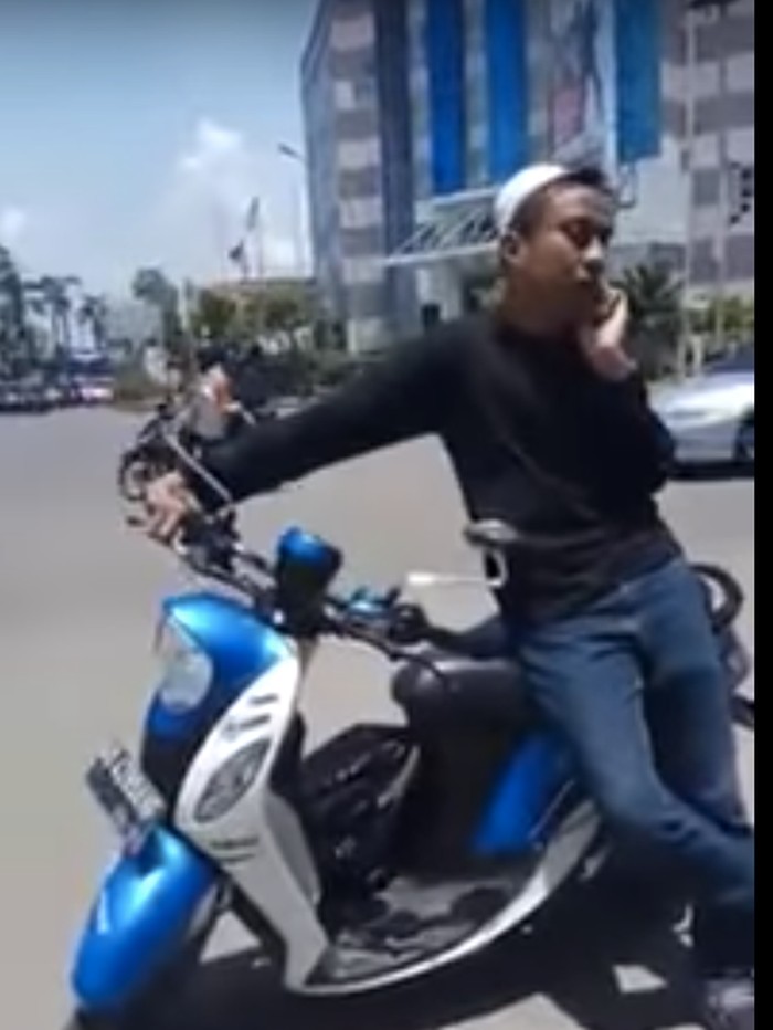 Tak Melulu Marah, Pria yang Maki Polisi Ternyata Sempat Curhat