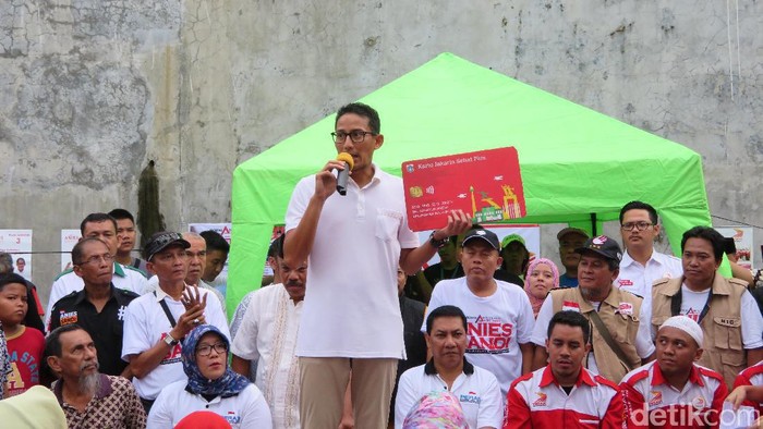 Tolak Politik Uang, Sandiaga Ajak Warga Hus Hus Hus