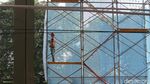 Menteri Rini dan Budi Kunjungi Proyek Stasiun Soedirman Baru
