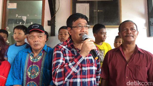 Djarot datangi RPTRA Kemandoran / 