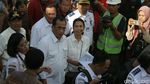 Menteri Rini dan Budi Kunjungi Proyek Stasiun Soedirman Baru