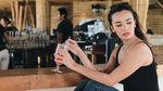 Tatapan Tajam Damita Argoebie