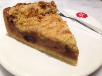 Douwe Egberts Coffee: Menikmati <i>Stroopwafel Caramel Latte</i> Bersama <i>Apple Tart</i> Gaya Belanda