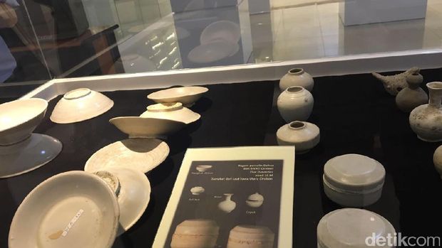 Susi Resmikan Ruangan Harta Karun Laut RI di Kantornya