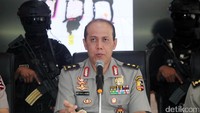 Polri menyebut motif pelaku bom panci di Kota Bandung untuk membalas dendam terhadap polisi. Mereka ingin melakukan aksi teror di markas-markas petugas kepolisian.
