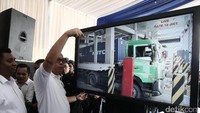 Deklrasi Truk Pelopor Keselamtan terselenggara atas kerjasama Kementerian Perhubungan (Kemenhub), Asosiasi Pengusaha Truk Indonesia (Aptrindo) dan PT. Jakarta International Container Terminal (JICT). Turut hadir pada kesempatan tersebut, perwakilan pengusaha dari Kadin Indonesia, Asosiasi Logistik dan Forwarder Indonesia (ALFI), INSA, serta dihadiri Kepala Otoritas Pelabuhan Tanjung Priok,I Nyoman Gde Saputera.