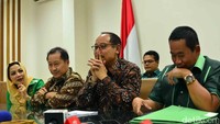 Selain Lulung, PPP Djan Faridz juga memecat sembilan kader PPP lainnya.