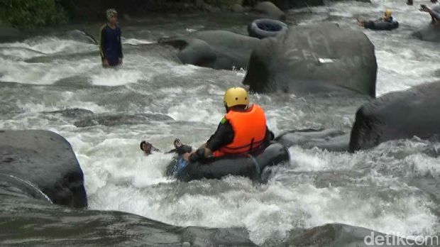 Sungai ini memiliki berbagai jeram (Rofiq/detikTravel)