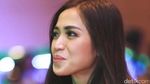 Makin Ribut, Jessica Iskandar Tahan Komentar