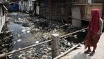 Kali Gendong Jadi Lautan Sampah