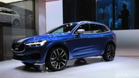 Dengan tambahan trofi mobil terbaik dunia, Volvo XC60 menyapu hampir semua penghargaan mobil terbaik dunia tahun ini. Foto: Dina Rayanti