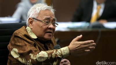 Mantan Hakim Agung Bersaksi di Sidang PK OC Kaligis