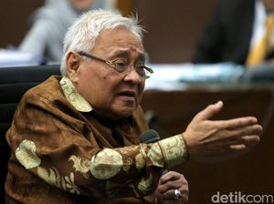 Mantan Hakim MK Sebut Tak Boleh Ada 2 Organisasi Kedokteran