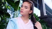 Wanita kelahiran 22 Juni 1996 itu sebelumnya pernah mencoba menjalani kedua bidangnya tersebut, namun hasilnya kurang maksimal. Dok. Instagram/damitaargoebie