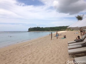 Pantai Geger: Ketenangan Raja Salman dan Turis Rusia