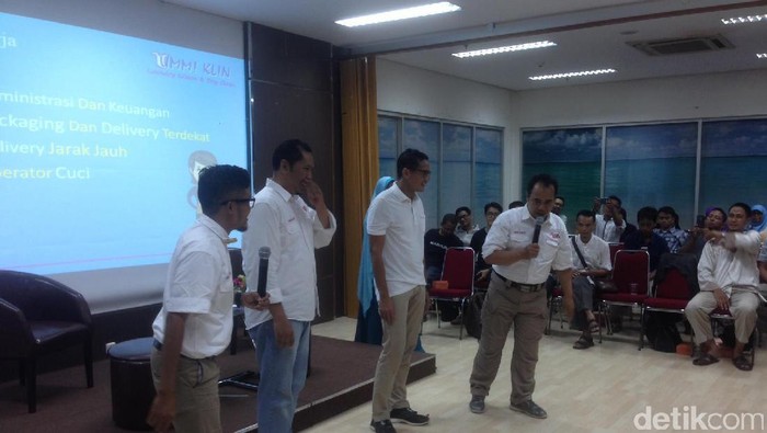 Sandiaga Banggakan Usaha Cuci Baju Binaan OK OCE