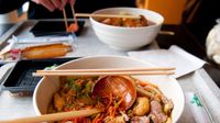 Saat Kencan, Pesanlah Makanan yang Sama dengan Pasangan, Ini Sebabnya