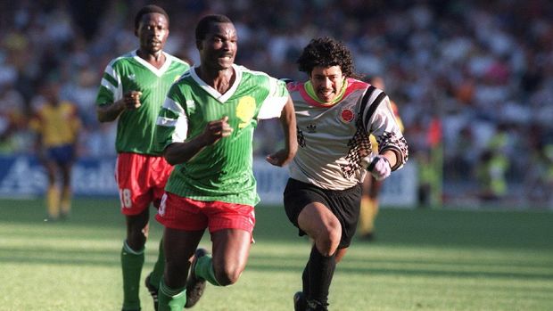 Roger Milla tampil mengejutkan di Piala Dunia 1990.