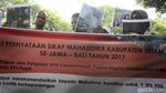 Mahasiswa Papua Demo KPU Pusat