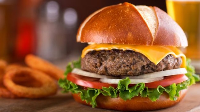 8 Kesalahan Ini Bikin Burger Buatan Sendiri Jadi Kurang Enak (2)