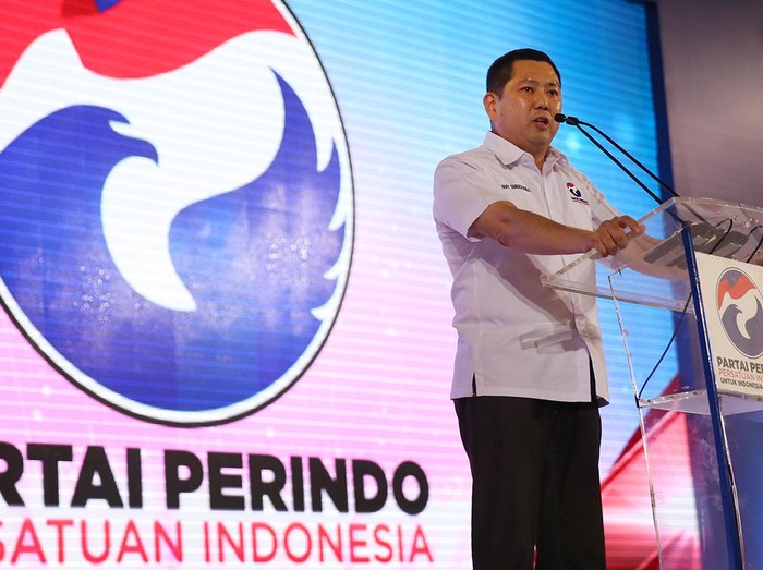 Tebak-tebak Akrobat Politik Hary Tanoe Dukung Jokowi