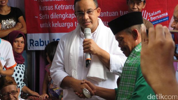 Anies dapat batu pandan di Cengkareng / 