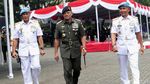 Melihat Tongkat Komando Jenderal Gatot dan Panglima Hadi