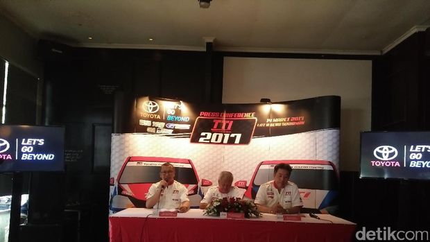 Toyota Andalkan Agya Etios Yaris di Kompetisi Balap Nasional Toyota Andalkan Agya Etios Yaris di Kompetisi Balap Nasional