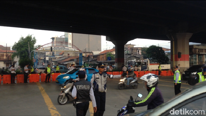 Uji Coba Penutupan Simpang Kebon Nanas Diberlakukan Seminggu