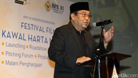 Festival yang dibuka oleh Harry Azhar Azis itu mengkompetisikan film pendek fiksi, film pendek dokumenter, video citizen journalist, dan iklan layanan masyarakat. Pengiriman karya dimulai 14 Maret hingga 7 Juli 2017.