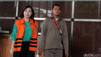Feni diperiksa terkait kasus yang menyerat Patrialis Akbar dalam proses uji materiil UU Nomor 41 Tahun 2014 tentang Peternakan dan Kesehatan Hewan yang sedang ditangani MK.