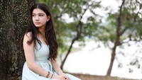 Gadis berdarah Inggris-Perancis dan Malang itu mencuri perhatian lewat aktingnya di sinetron Rain.