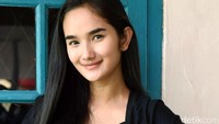 Aktris berusia 22 tahun itu memang memiliki paras yang cantik. Pool/Noel/detikFoto.