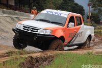 Tata Xenon