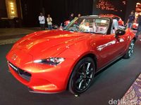 Beli Game Gran Turismo Bonus Hadiah Mobil Mazda MX 5