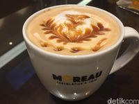 Moreau: Nyamm! Manis Legit <i>Crepes</i> Isi Buah Segar dengan Lelehan <i>Dark Chocolate</i>