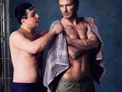 Pose Kocak Master Photoshop dengan Para Pesohor Dunia