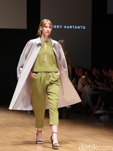 I.K.Y.K dan Peggy Hartanto Tampilkan Karya di Melbourne Fashion Festival