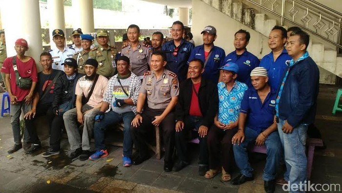 Bentrok Go-Jek dan Sopir Taksi di Solo Berakhir Damai