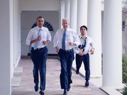 Pose Kocak Master Photoshop dengan Para Pesohor Dunia