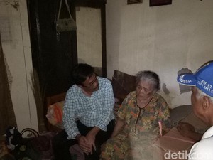 Temui Mbok Sinem yang Sakit, Djarot Janjikan Perawatan