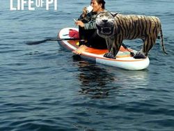 Meme Patung Macan Koramil Bikin Ngakak