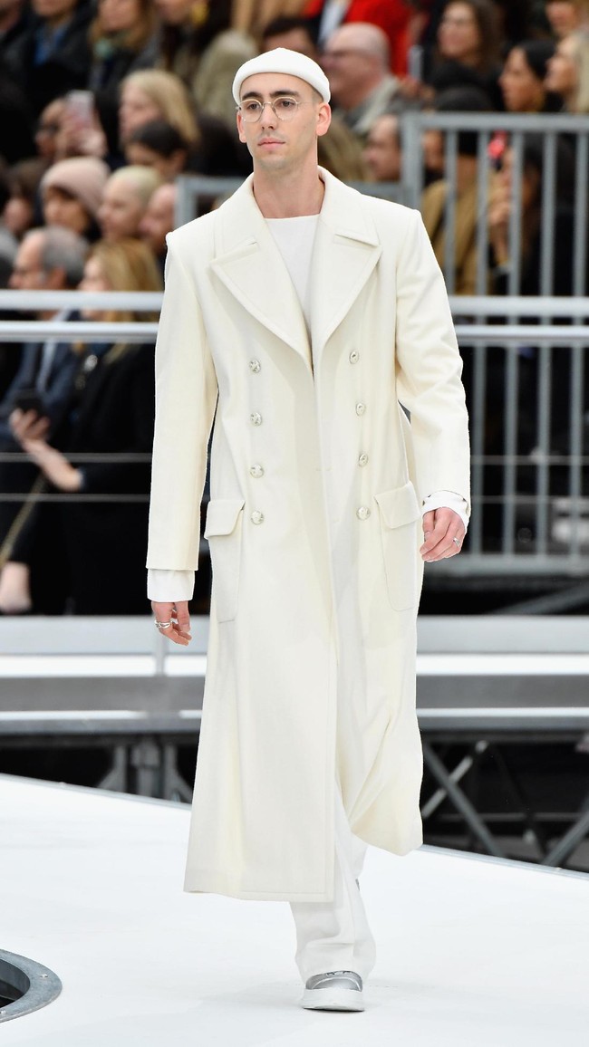 PARIS, FRANCE - MARCH 07:  A model walks the runway during the Chanel show as part of the Paris Fashion Week Womenswear Fall/Winter 2017/2018 on March 7, 2017 in Paris, France.  (Photo by Pascal Le Segretain/Getty Images)