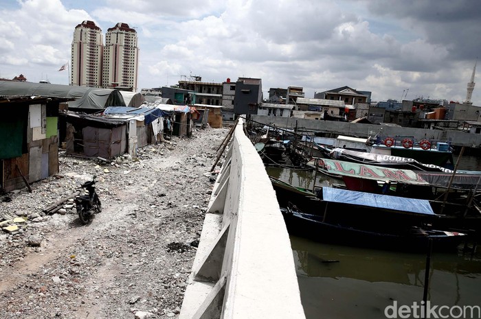 Warga Kampung Akuarium Harap Anies-Sandi Tepati Janji Kampanye