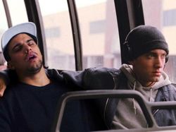 Pose Kocak Master Photoshop dengan Para Pesohor Dunia