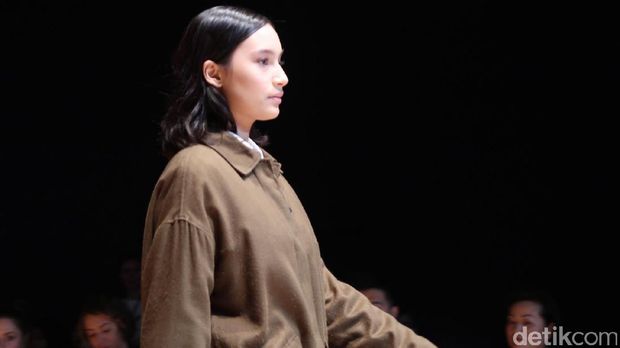 Tatjana Saphira Eksis Jadi Model di Melbourne Fashion Festival