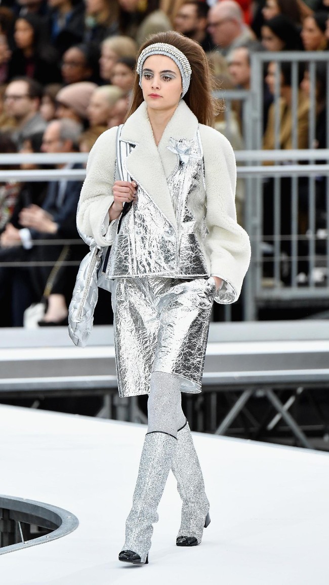 PARIS, FRANCE - MARCH 07:  A model walks the runway during the Chanel show as part of the Paris Fashion Week Womenswear Fall/Winter 2017/2018 on March 7, 2017 in Paris, France.  (Photo by Pascal Le Segretain/Getty Images)