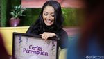 Lekuk Tubuh Seksi Siti Badriah